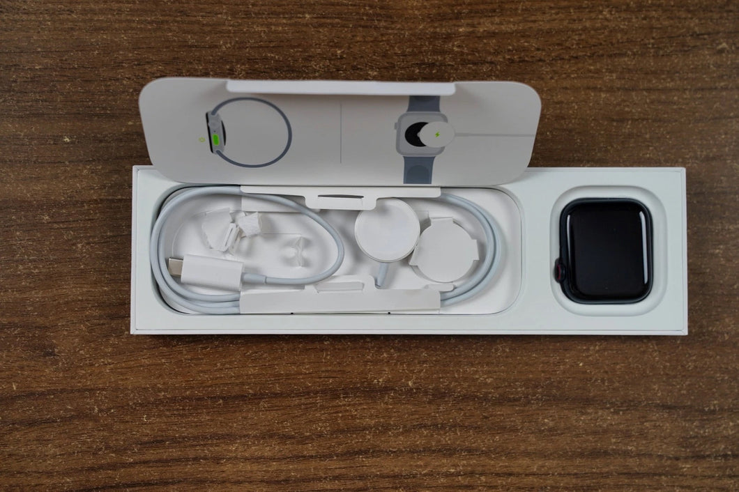 Apple Watch SE 44mm GPS + Cellular Midnight Aluminum Case w/ Sport Band