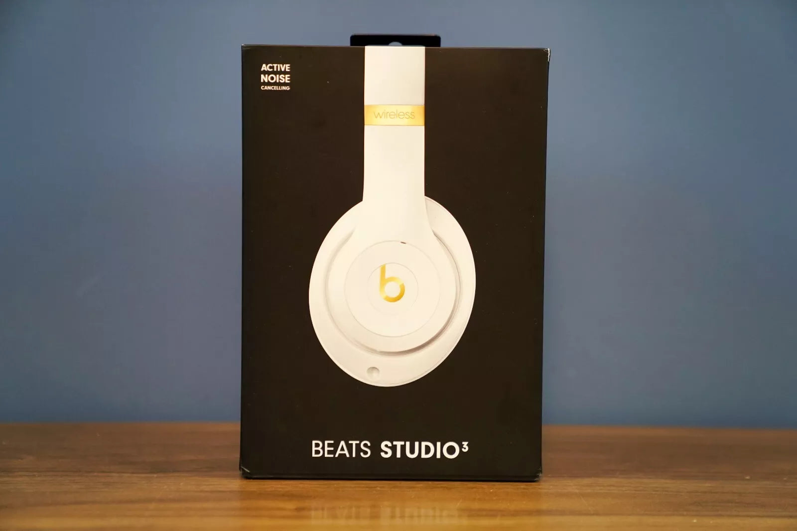 Beats by deals Dr. Dre Beats Studio³ Wireless in White