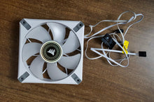 Load image into Gallery viewer, CORSAIR iCUE ML120 RGB ELITE 120mm White Single Fan
